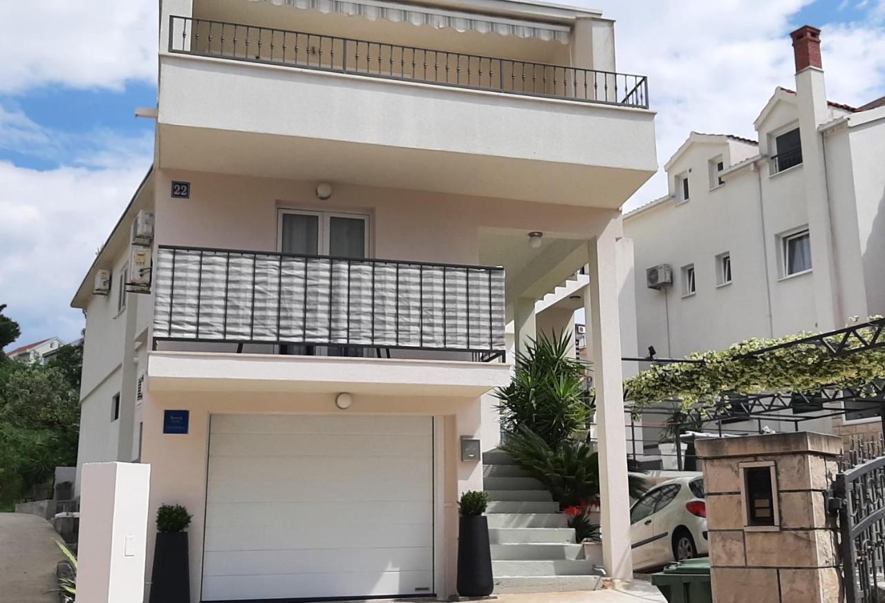 Guesthouse Civljak Baška Voda المظهر الخارجي الصورة